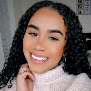 Meet your Posher, Cristy